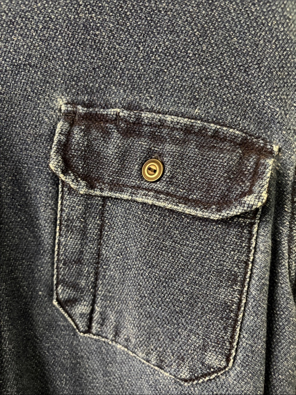 Taylor Stitch Men's Indigo Blue Button-Front Casual Shirt - Picture 3 of 4